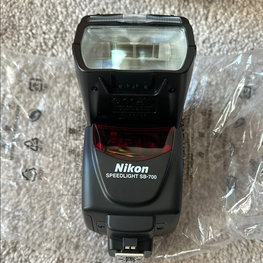 Nikon SB-700 Flash in Mint Condition
